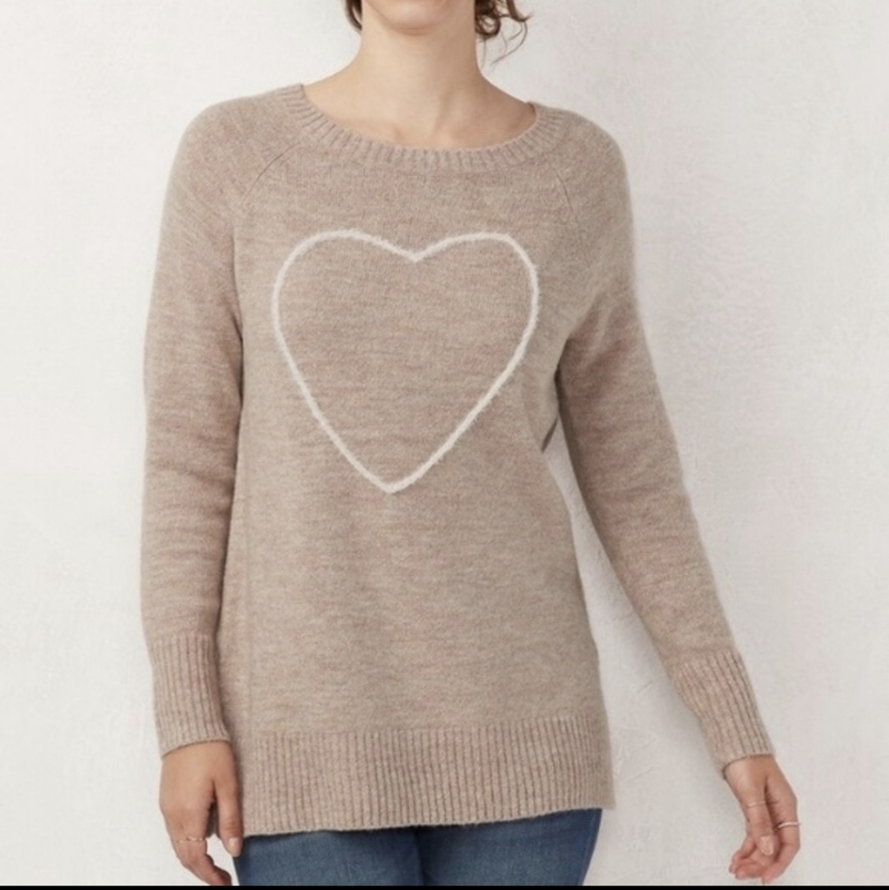 LC Lauren Conrad swear with heart detail EUC